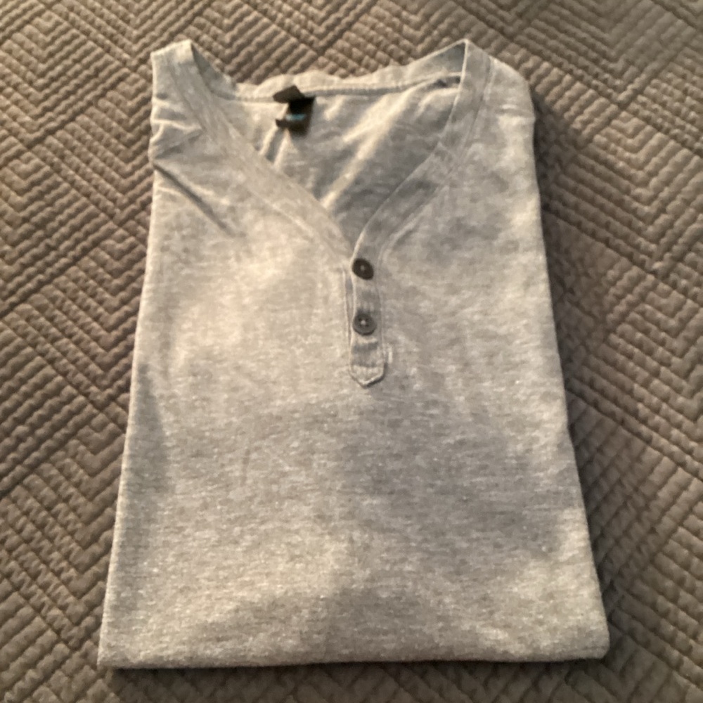 🔥 20% off-District Made Light Gray Button Tee. 363